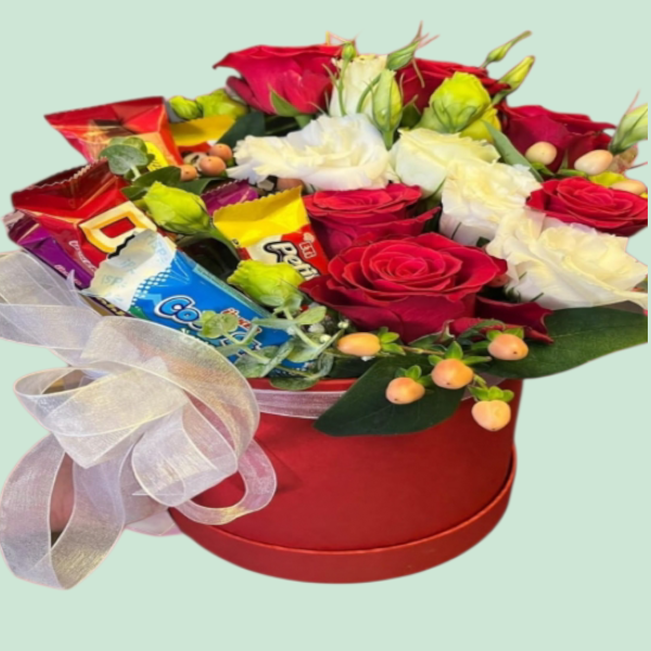 Kutuda Gül lisyantus ve çikolata Resim 1