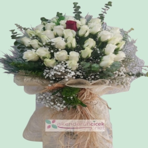 İskenderun Çiçekçi - 41 Adet Beyaz Gül Buketi