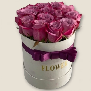  İskenderun Çiçek Siparişi - Beyaz Kutuda İthal Mor Güller