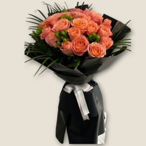  İskenderun Çiçekçiler - İthal Somon Gül Buketi