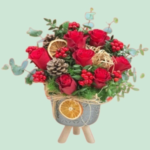 İskenderun Çiçekçi - Ayaklı Vazoda Kokiina ve Gül Arajmanı