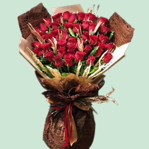  İskenderun Çiçekçiler - Special 50 Roses Bouquet