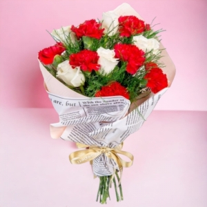 İskenderun Çiçekçi - Beyaz güller ve Karanfiller Buketi