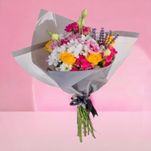 İskenderun Çiçekçi - Pelur Kağıt Karışık Tasarım Buketi