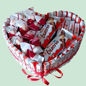  İskenderun Çiçek Siparişi - Kalbim Seninle Çikolata Sunumu