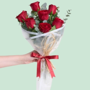  İskenderun Çiçek Gönder - 7 Kırmızı Gül Buket